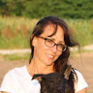 Meet your Posher, Leslie